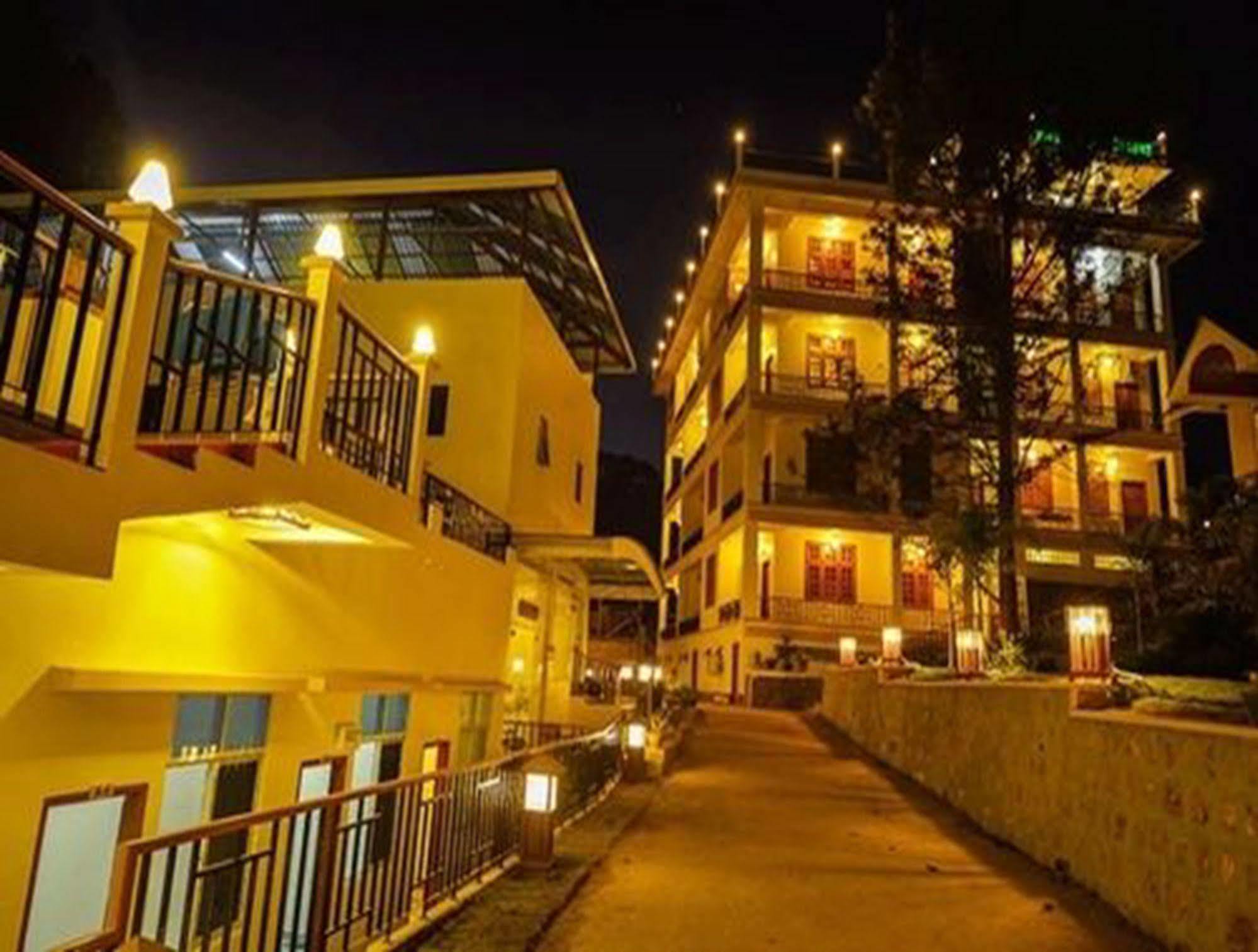 松山度假村 格劳 外观 照片
